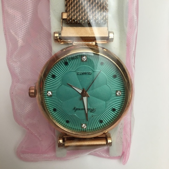 Women Set of 2 Watch Gold and Green Aqua Color new - Picture 2 of 3